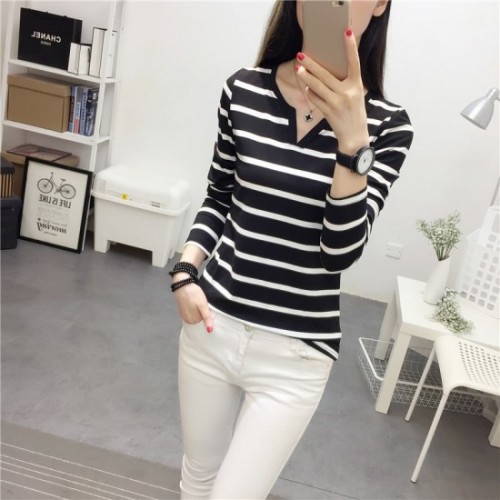 Slim Stripe V-neck Long Sleeve Casual T-Shirts - Black image