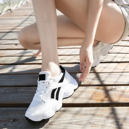Sports Shoes Breathable Casual Fashion Sneakers - Black image