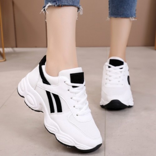 Sports Shoes Breathable Casual Fashion Sneakers - Black image