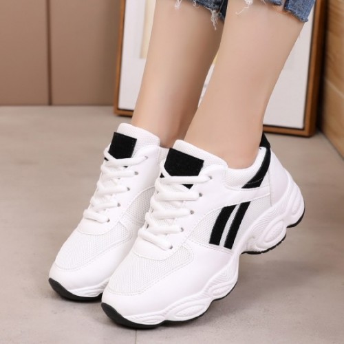 Sports Shoes Breathable Casual Fashion Sneakers - Black image