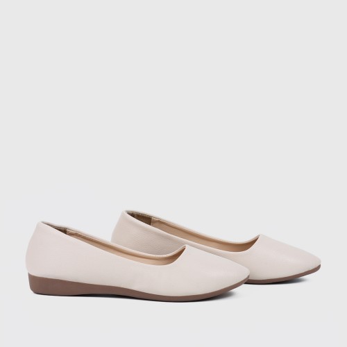Professional Ladies Soft Leather Shallow Mouth Flat Shoes - Brown image