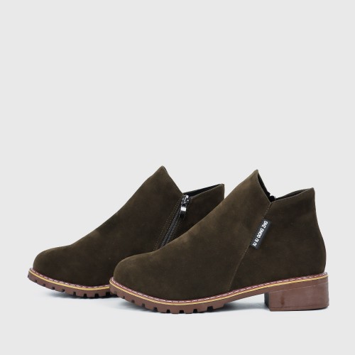 Women Chukka Style Leather Casual Boots - Green image