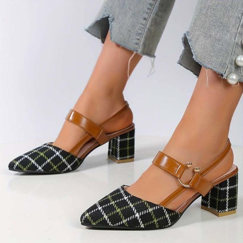 Women's Chunky Block Heels Pointed Toe Buckle Shoes - Black image