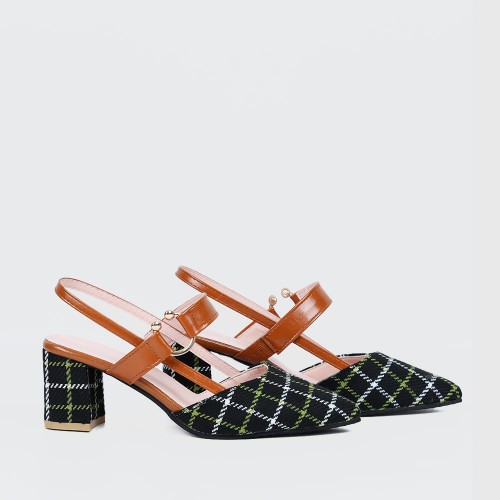 Women's Chunky Block Heels Pointed Toe Buckle Shoes - Black image