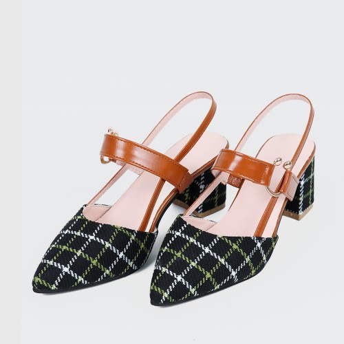 Women's Chunky Block Heels Pointed Toe Buckle Shoes - Black image