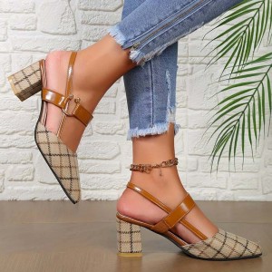 Women's Chunky Block Heels Pointed Toe Buckle Shoes - Brown