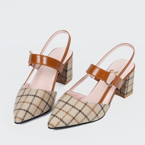 Women's Chunky Block Heels Pointed Toe Buckle Shoes - Brown image