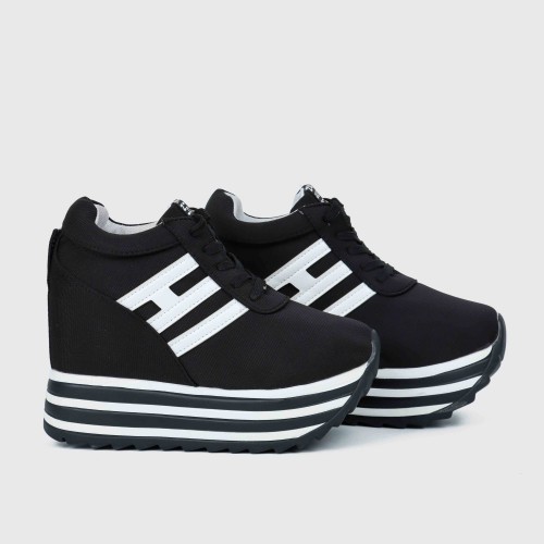 Thick Bottom Muffin Platform Laces Up Sneakers - Black image