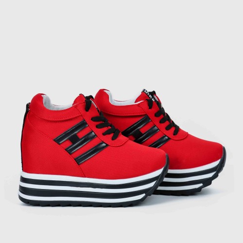 Thick Bottom Muffin Platform Laces Up Sneakers - Red image