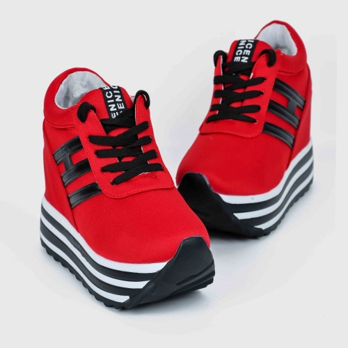 Thick Bottom Muffin Platform Laces Up Sneakers - Red image