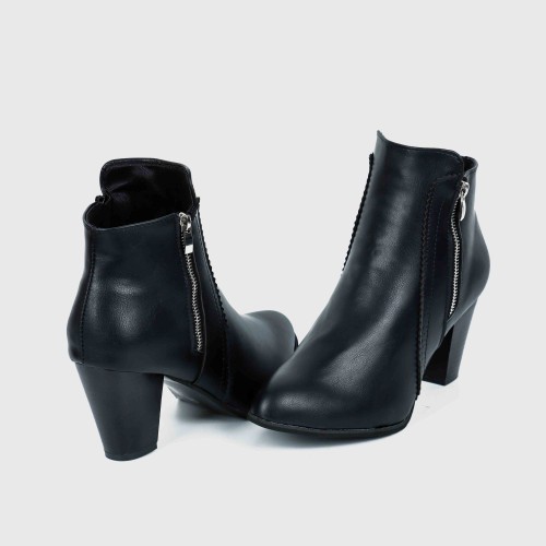 Side Zipper Vintage Block Heel Leather Boots - Black image