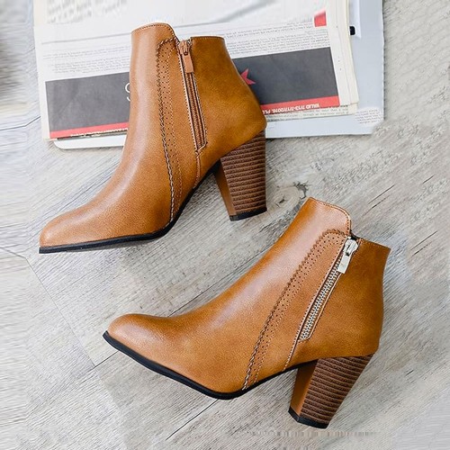 Side Zipper Vintage Block Heel Leather Boots - Brown image