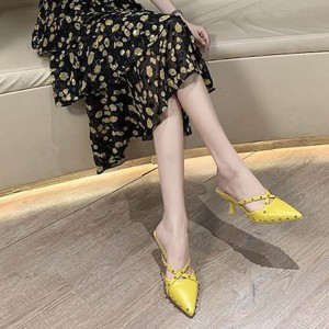French Fashion Revert Pointed Mid Stiletto Heel Shoes - Yellow