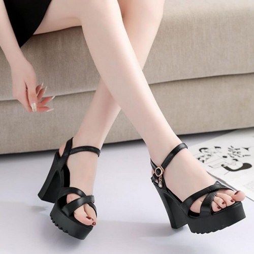 Thick Chunky Heel Buckle Party High Sandals -Black image