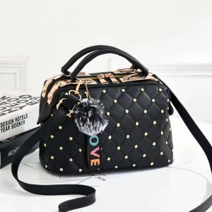 Fashion Rivet Casual Korean Style Women Shoulder Bag - Black