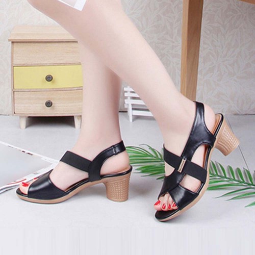 Women's New Summer Lightweight Comfortable Sandals - Black image