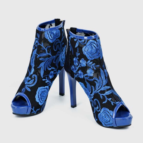 Women's Hollow out Embroidery Thin Heeled Sandals - Blue image