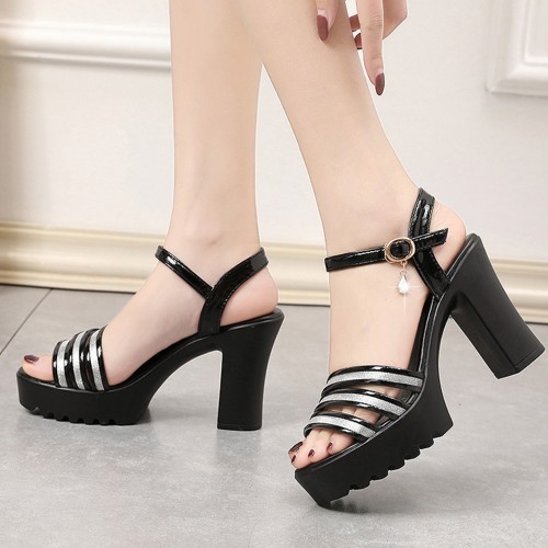 Fish Mouth Padded High Heel Sandals - Black image