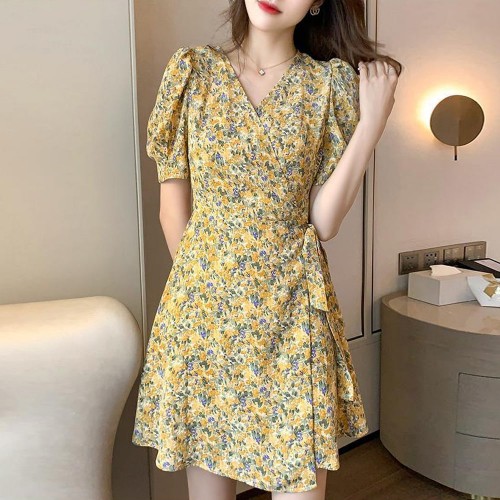 Beautiful V-Neck Floral Print Short Wrap Dress - Yellow image