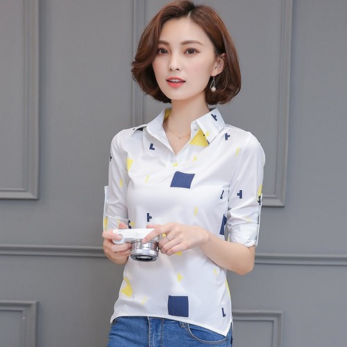 Geometric Print Pattern Pull Over Ladies Top - Yellow image