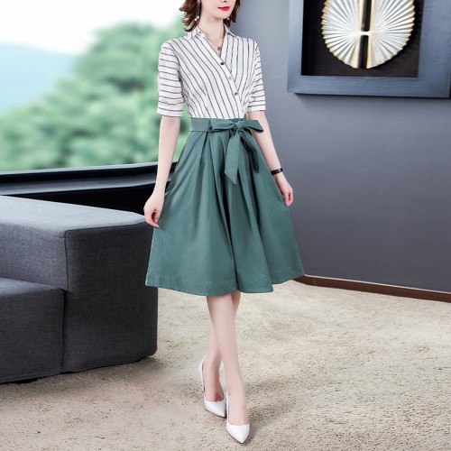 Asymmetric Striped And Umbrella Flare Skirt Midi Dress - White image