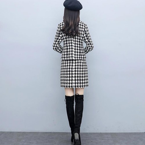 Formal Two Piece Monochrome Jacket And Mini Skirt - Black image