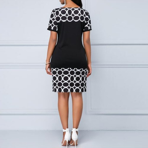 Women's Round Neck Geometric Print And Plain Short Dress - Black image