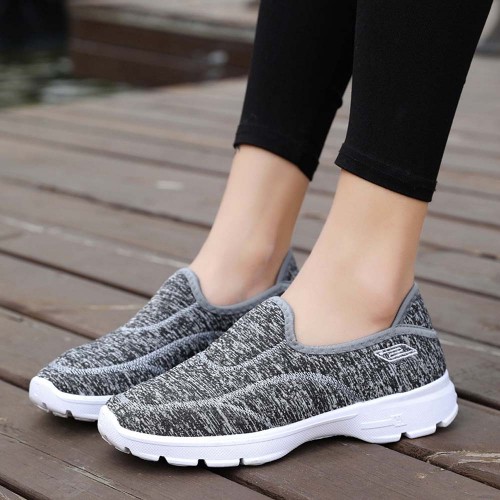Breathable Round Toe Women's Jogging Shoes - Grey image