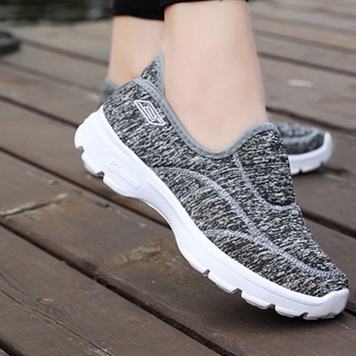 Breathable Round Toe Women's Jogging Shoes - Grey image