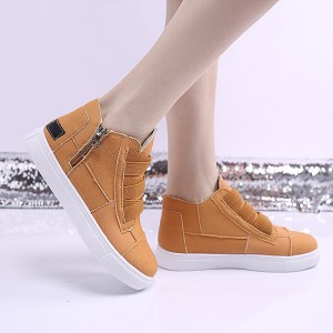 Classic Round Toe Lightweight Canvas Shoe for Ladies - Brown