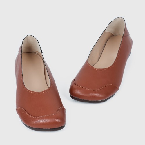 Retro Style Soft Sole Slip On Flat Shoe for Women - Brown image