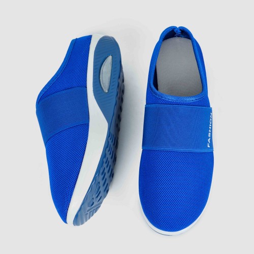 Women’s Light Weight Air Cushion Slip On Slippers - Blue image