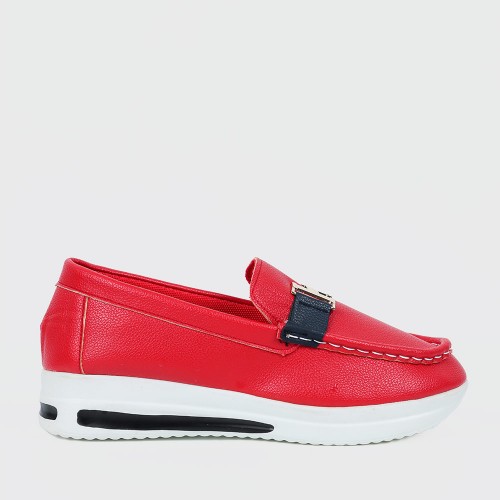 Belt Buckle Round Toe Platform Women's Loafers Shoes - Red image