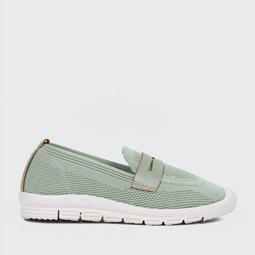 Light Weight Retro Style Slip On Loafers for Women - Green image