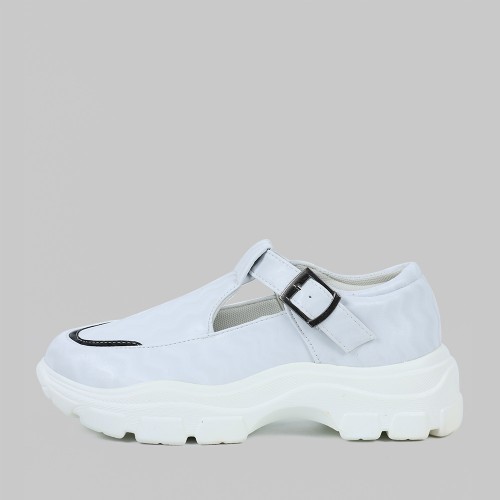 Casual Lightweight Chunky Sports Buckle Sneakers - White image