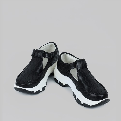 Casual Lightweight Chunky Sports Buckle Sneakers - Black image