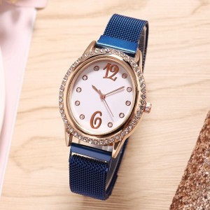 Rhinestone Oval  Dial Women's Wrist Watch - Blue