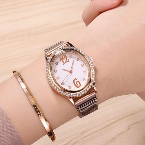 Rhinestone Oval Dial Women's Wrist Watch - Gold image