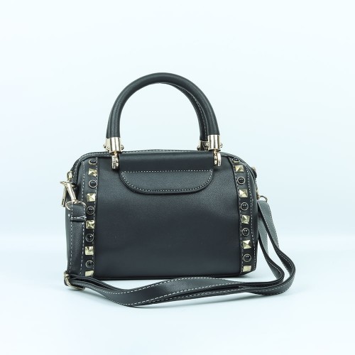Zipper closure Leather Handbag For Ladies - Black image