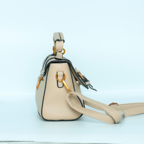 Rivets Fashion Magnetic Closure Women's Leather Shoulder Bag - Brown image