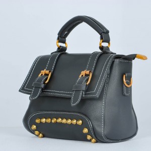 Rivets Fashion  Magnetic Closure Women's Leather Shoulder Bag - Black