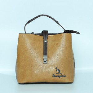 Magnetic Buckle Large Space Leather Shoulder Bag For Women's - Light Brown