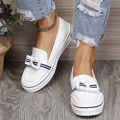 Bowknot Low Heel Round Toe Slip On Women’s Loafers - Red image