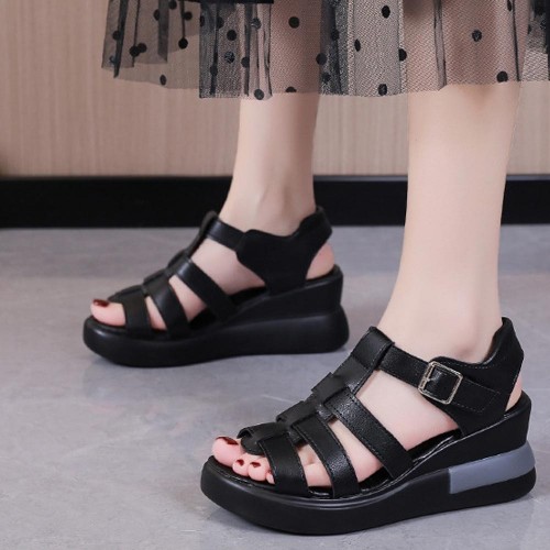Fish Mouth Strappy Hollow Buckle Closure Wedge Sandals - Black image