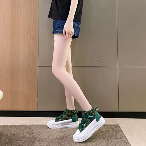 Velcro Closure Leopard Flowers Colorful Classy Sneakers - Green image