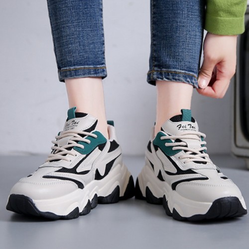 Letter Detail Front Chunky Lace up Color Block Sneakers - Black image