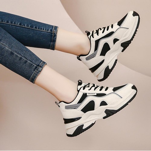 Comfortable Platform Hot Reflective Lace Up Chunky Sneakers - Black image