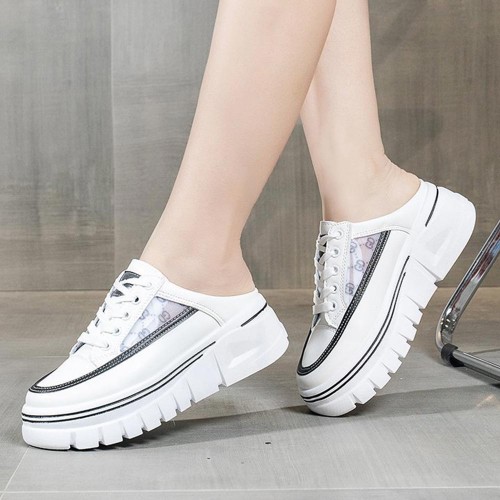 Comfort Round Toe Lace Up Low Top Sport Sneakers - Black image