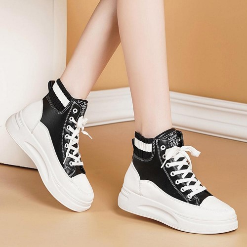 Platform Soft Sole Shallow Mouth Lace Up Ankle Sneakers - Black image