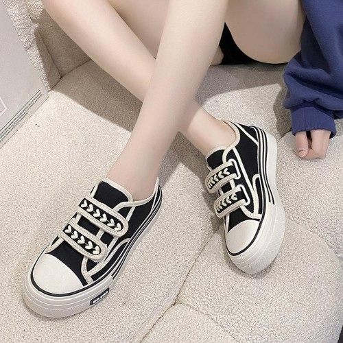 Casual Velcro Round Toe Contrast Textured Trim Sneakers - Black image